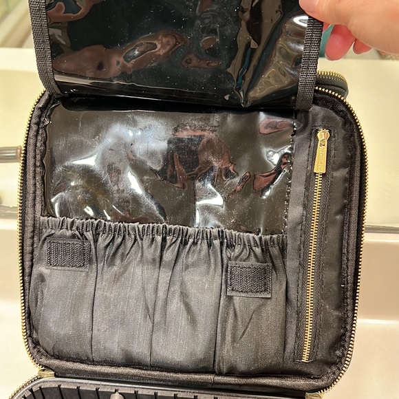 Samtour cosmetic case in black - Picture 4 of 6